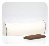 un oreiller rempli de cosses de sarrasin pour une meilleure ergonomie et une amélioration du sommeil
